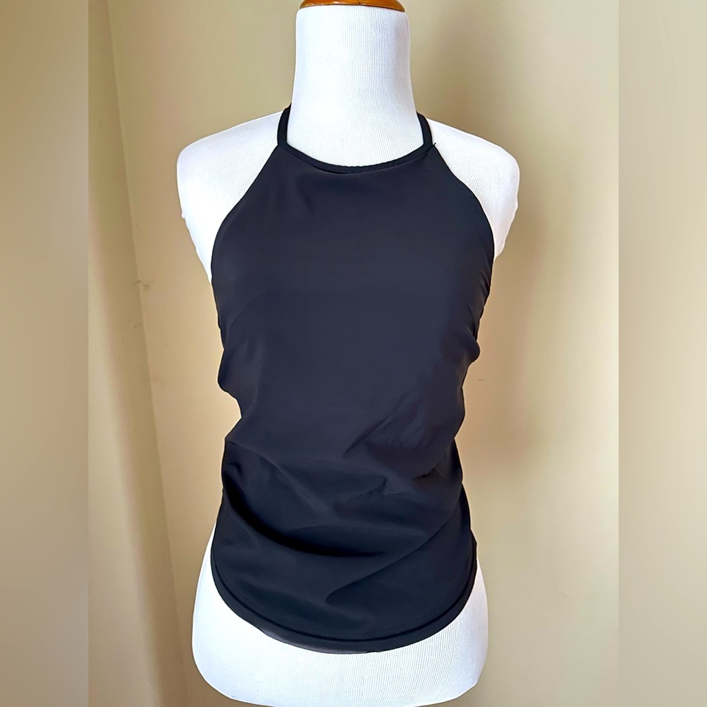 New Lululemon Free Spirit tank size 2 in black.